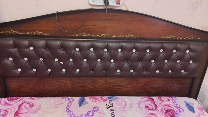 سرویس تخت خواب دو نفره ۱۶۰×۲ با تشک و کنسول و آینه