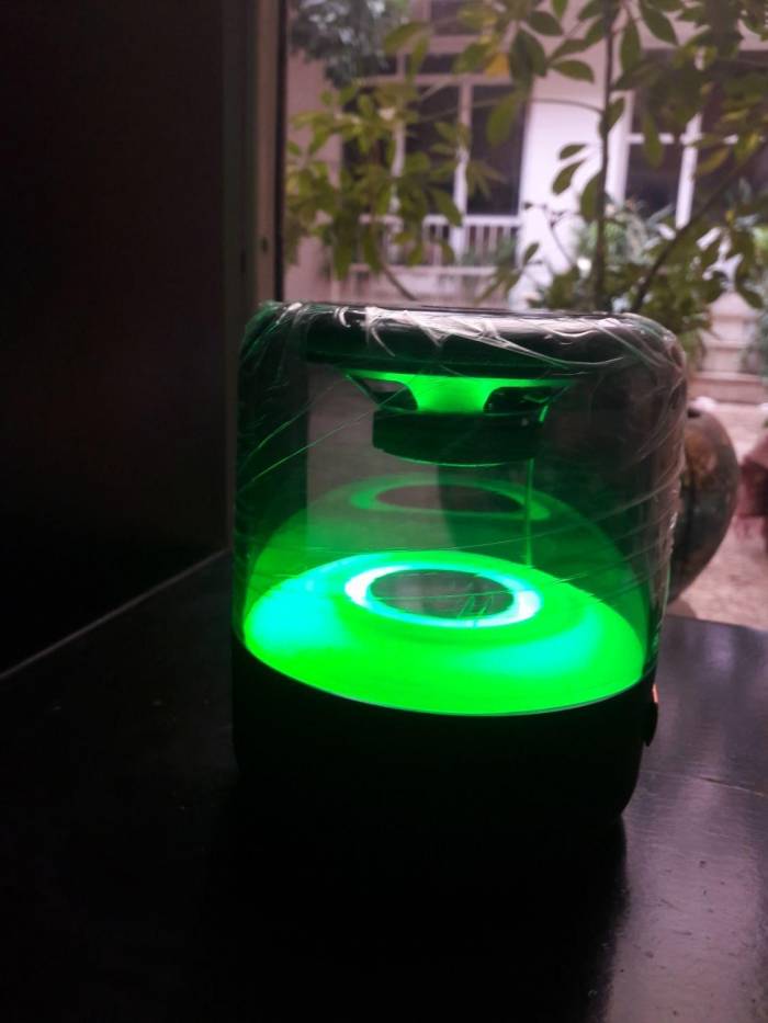 اسپیکر jbl Y10