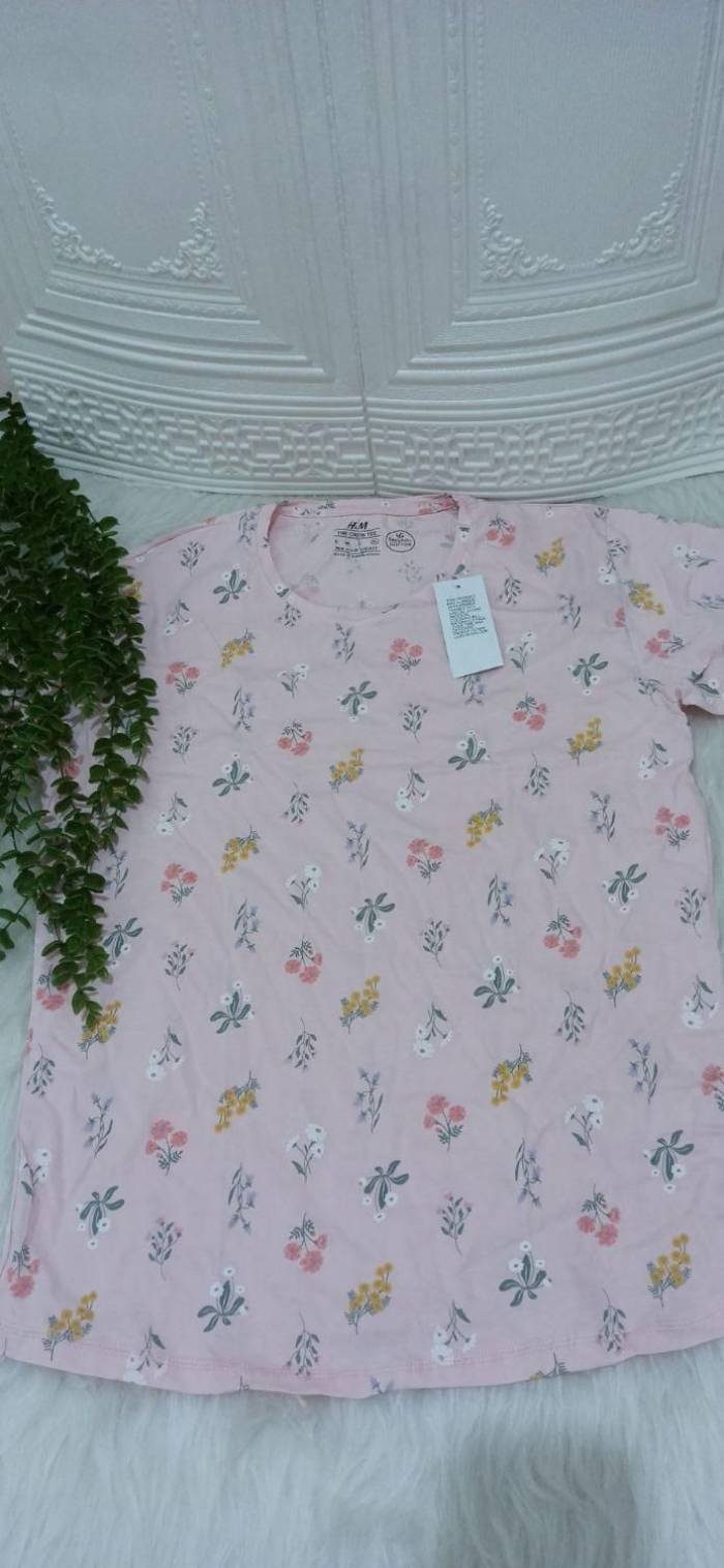 تیشرت برند h&amp;m سایز ۴۶ ۴۸