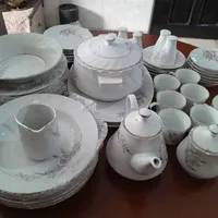 سرویس چینی پارس کاملا نو داخل جعبه