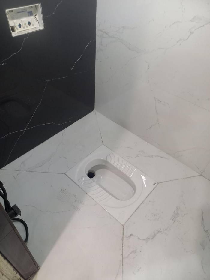 کاشی کاری کاشی کار بازسازی تخریب کاشیکارگچ