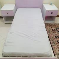 تخت خواب با ۲ عدد عسلی