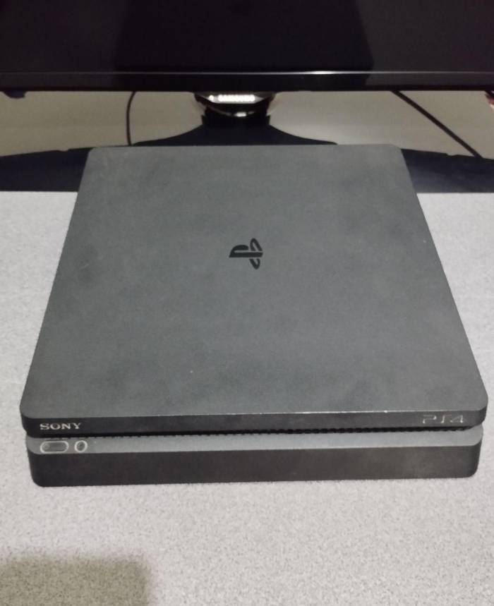 ps4 slim 1t