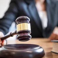 وکالت وکیل تخصصی/حامی شما در مسائل حقوقی