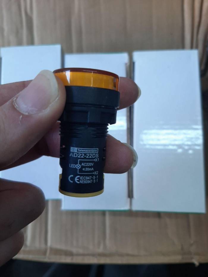 چراغ سیگنال  LED