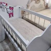 تخت به همراه تشک رویال در حد نو