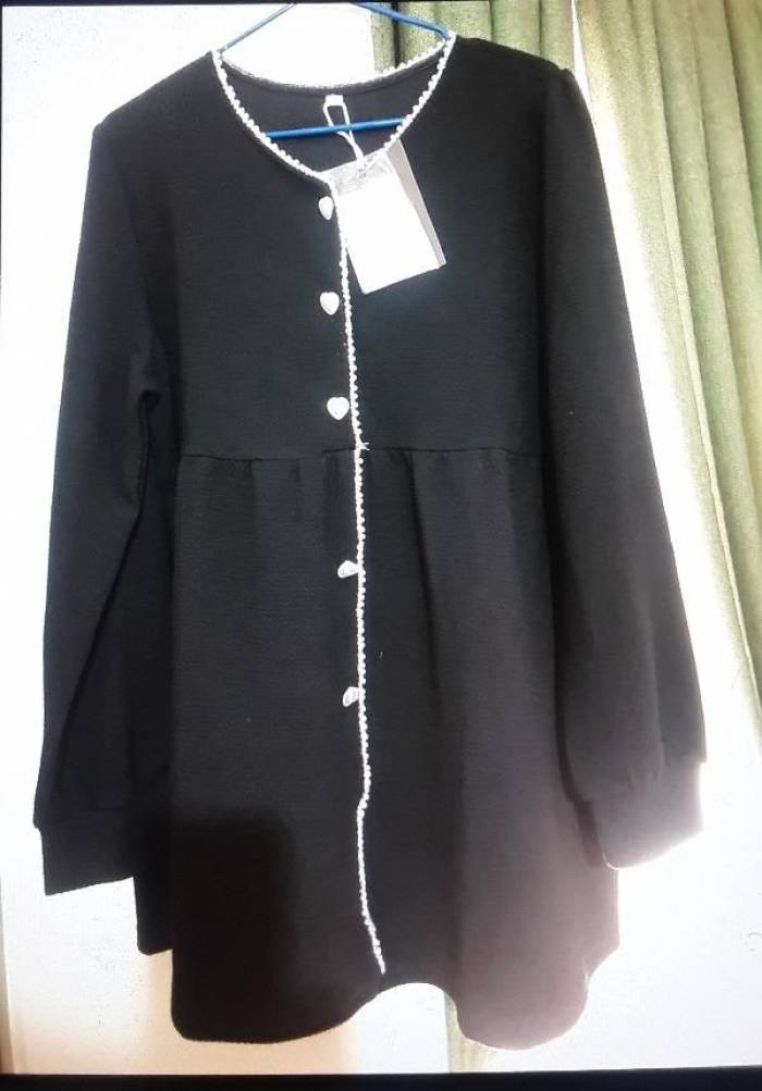 شومیز سایز ۴۴ ۴۲  xl و  شلوار جین بوت کات