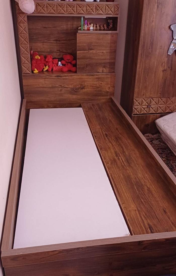 تخت خواب یک نفره