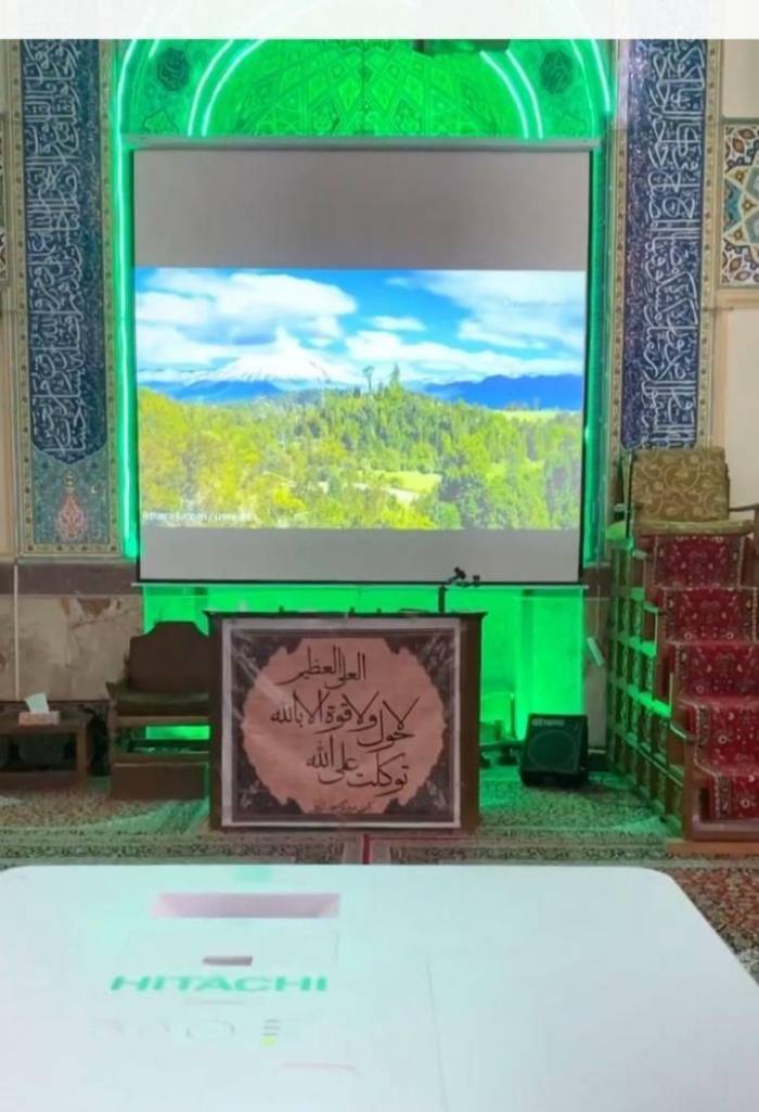 ویدئو پروژکتور مناسب برای (محرم)