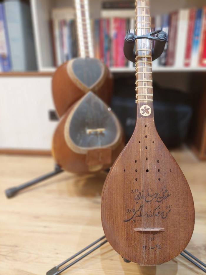 آموزش سه تار و تار و تنبور (تدریس خصوصی)
