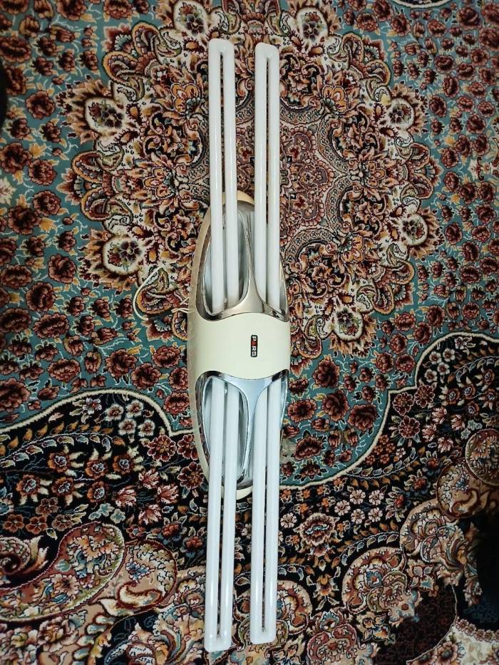 مهتابی،در حد نو با لامپ های سالم
