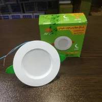 چراغ سولاریس 7 وات دایره ای پارس شعاع توس