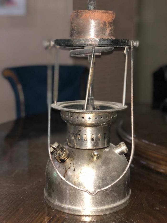 چراغ زنبوری قدیمی